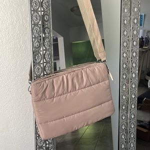 H&M puffy 13” laptop bag free with any purchase